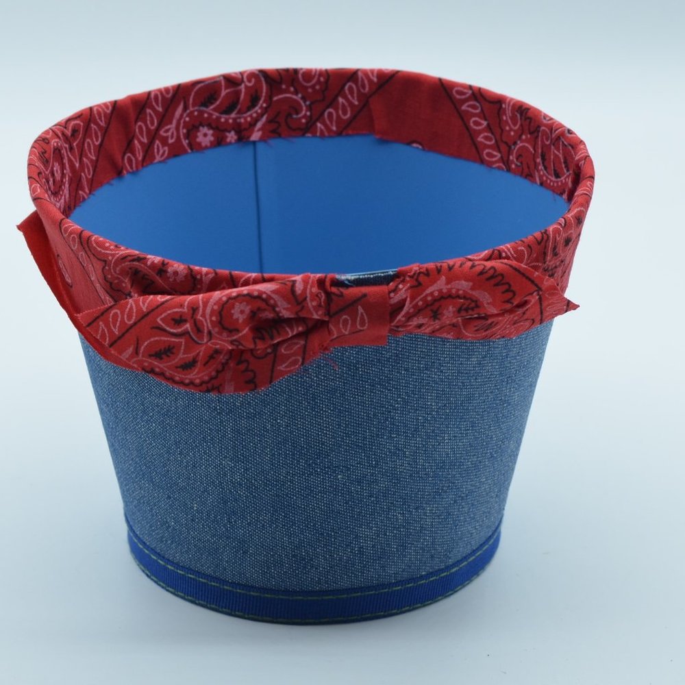 Burton & Burton Demin Plant Cover